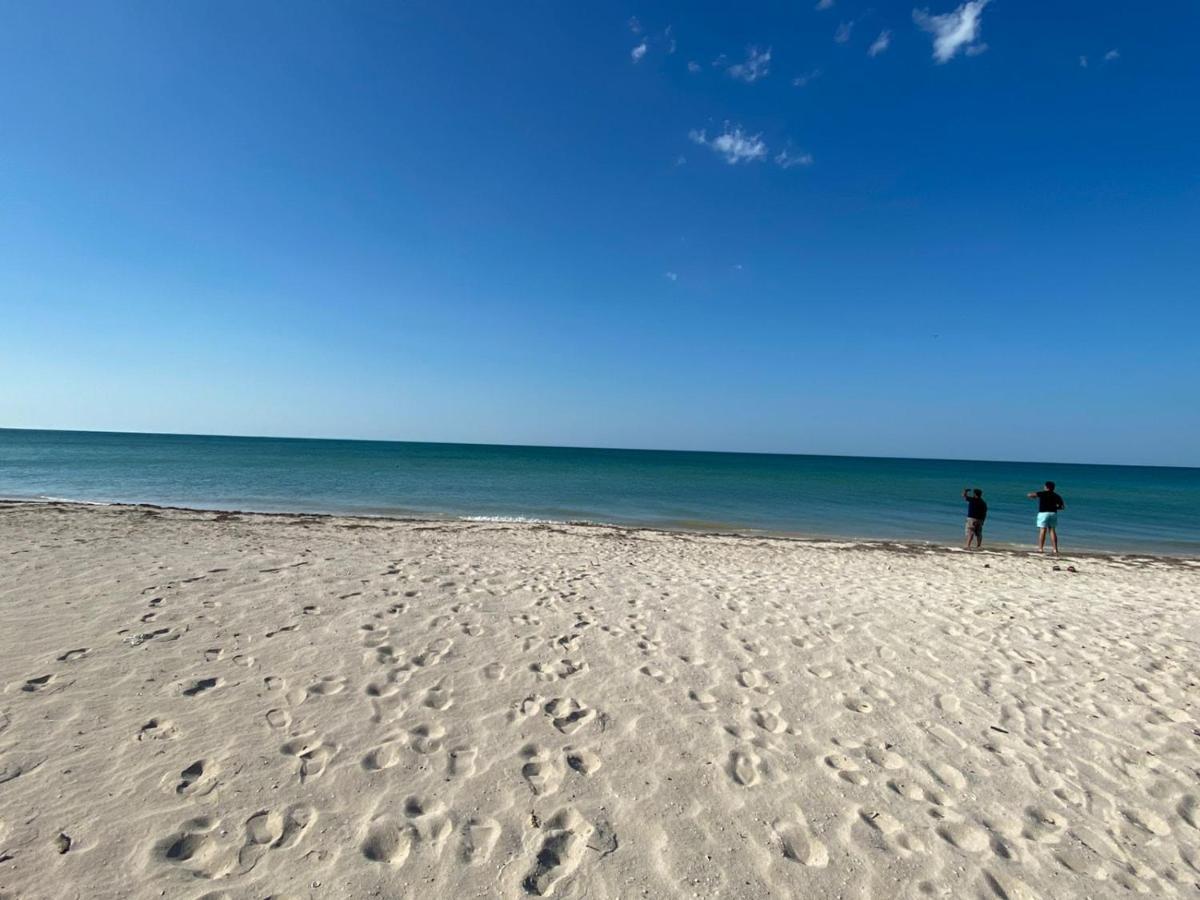 Pueblo Chicxulub Casa Con Piscina En Chixchulub A 100 M De La Playaヴィラ エクステリア 写真